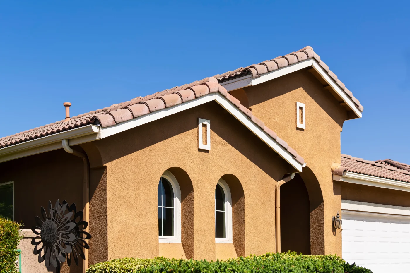 Peakview Windows Colorado Springs Acrylic Stucco Gallery Image 4 Single Story Home Dessert Motif
